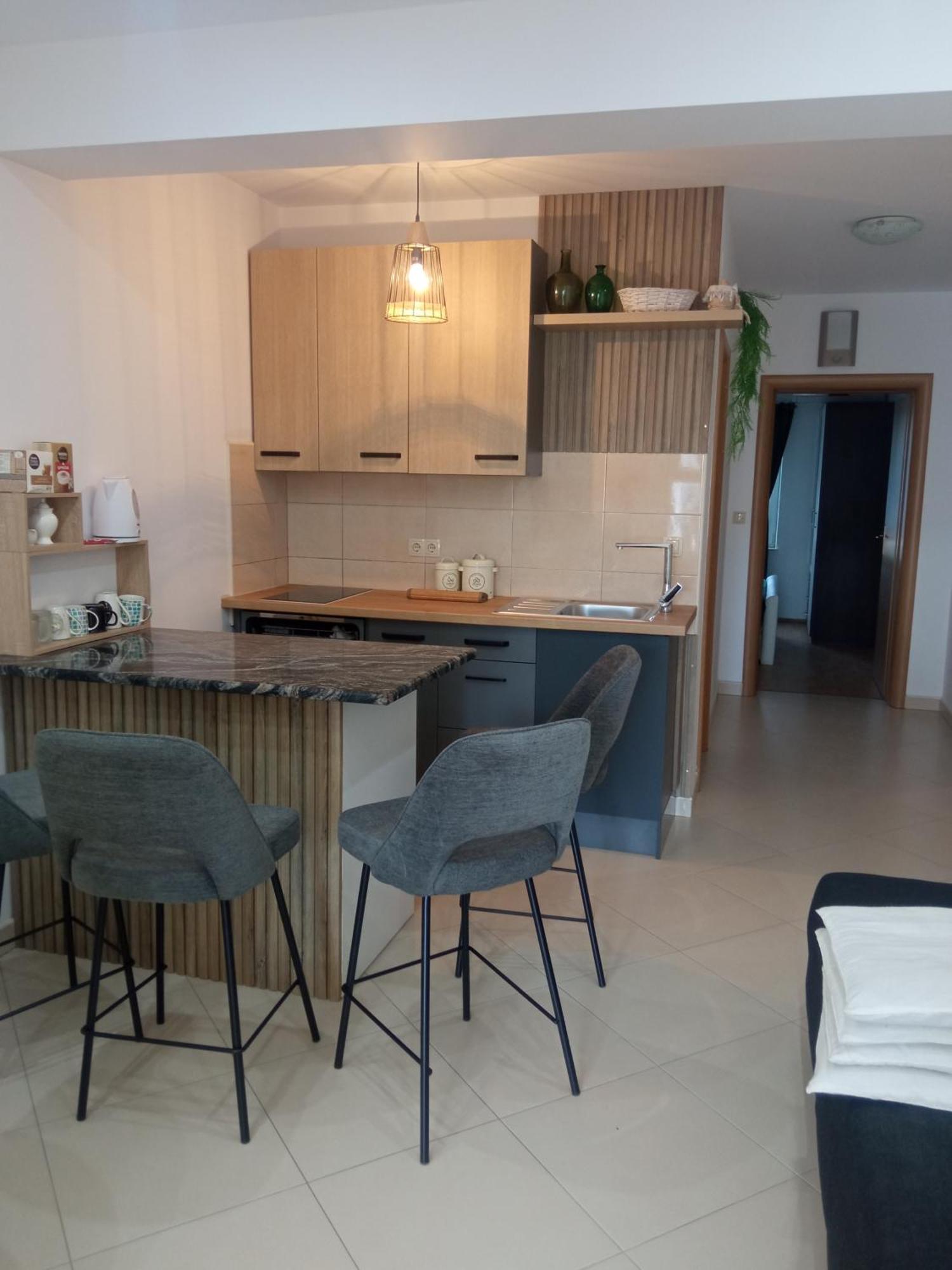Apartments Tomic Vodice Exterior foto