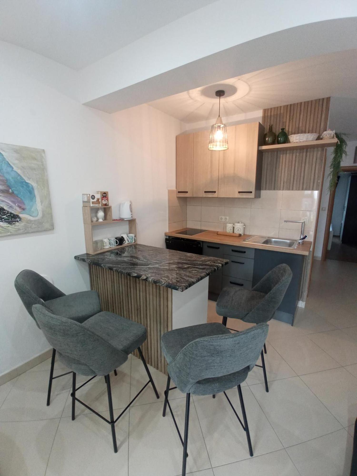 Apartments Tomic Vodice Exterior foto